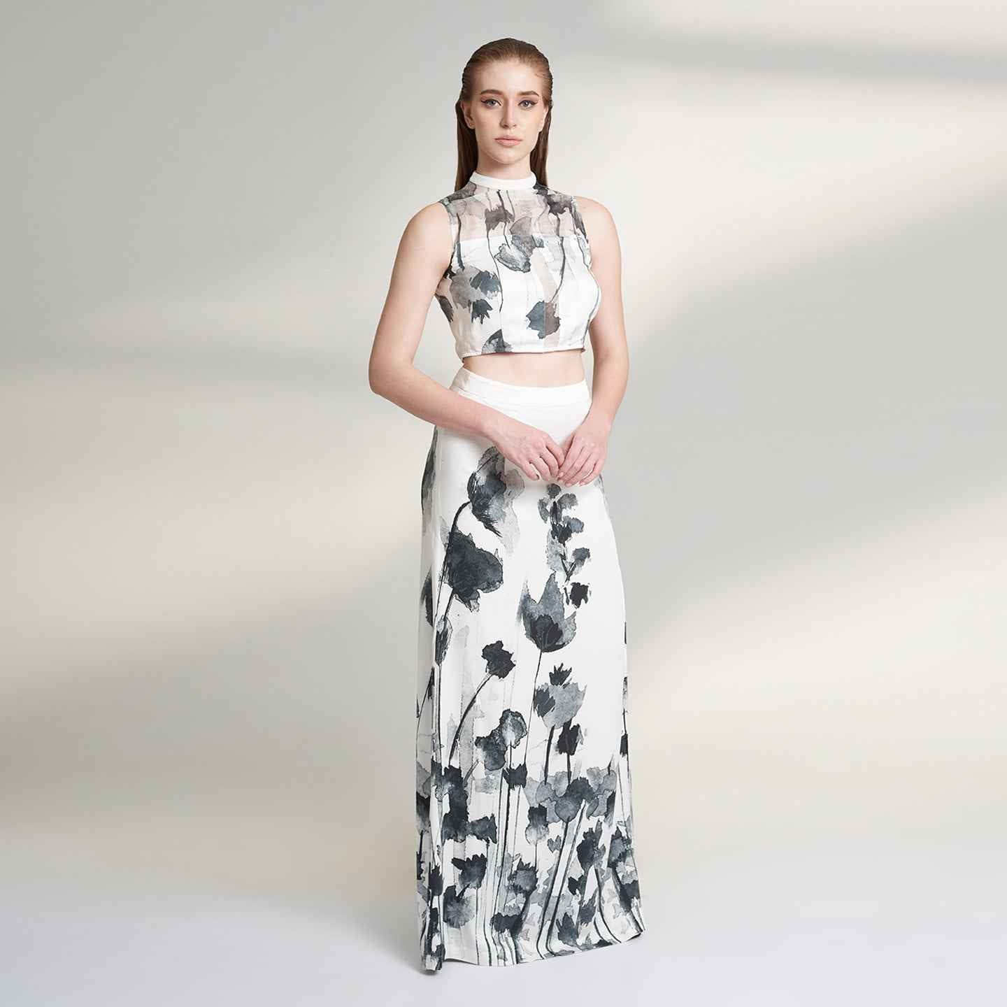 ORGANIC PRINTED HIGH SLIT BLACK AND WHITE SKIRT